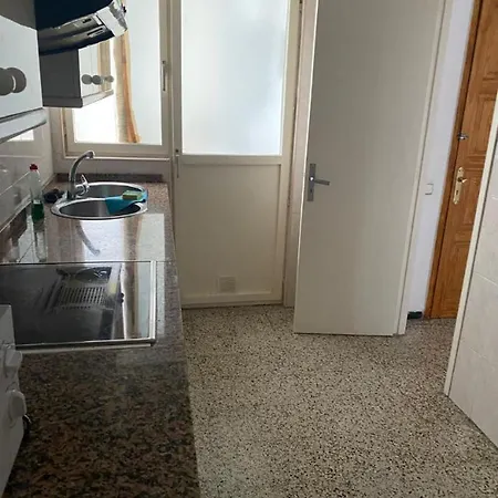 Comfortable And Conveniently Located House *